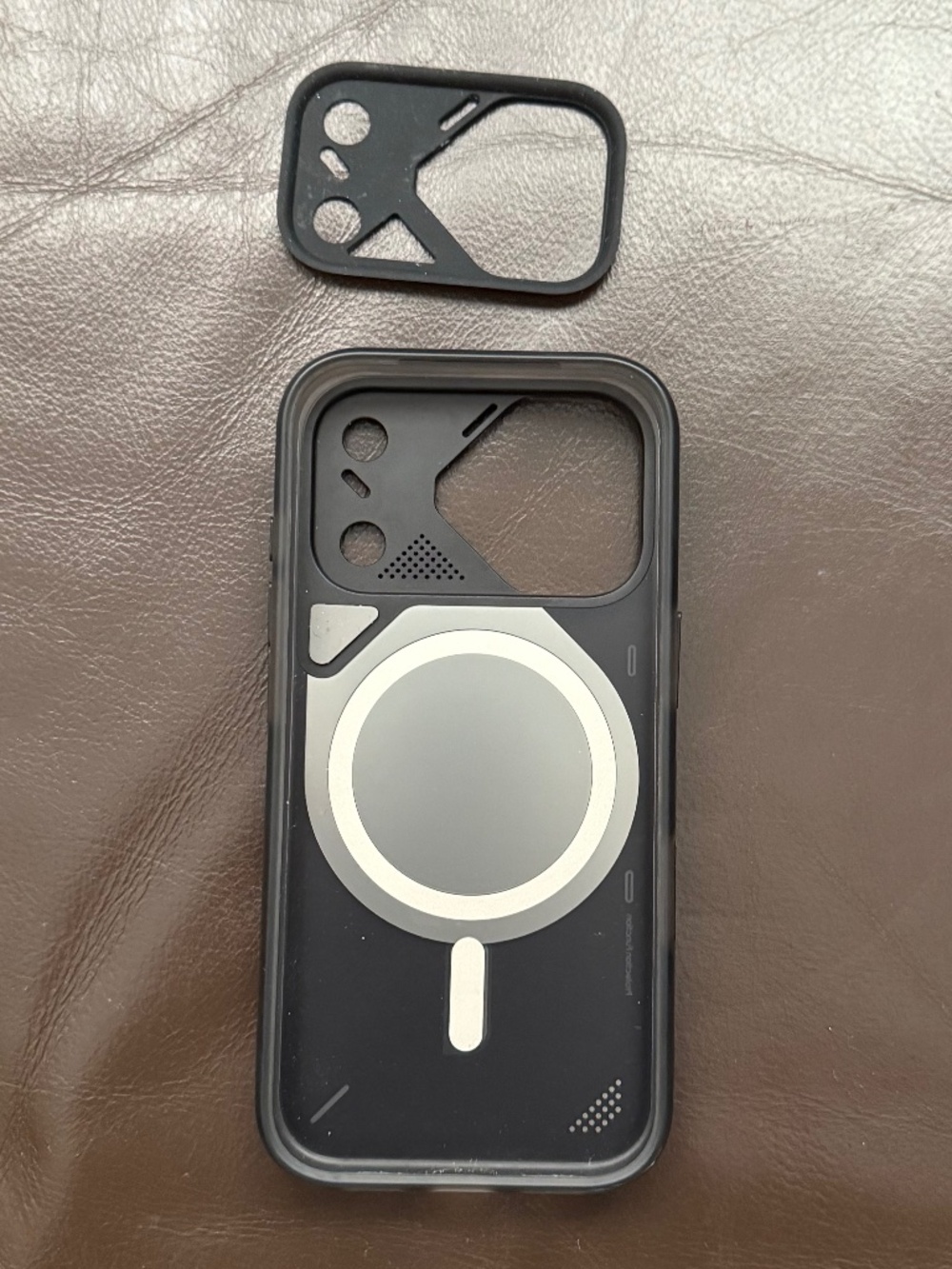Aulumu A17 Thermal Case - Apple iPhone 17 Pro - Black Gray CoolHyper MagSafe - Picture 2 of 13